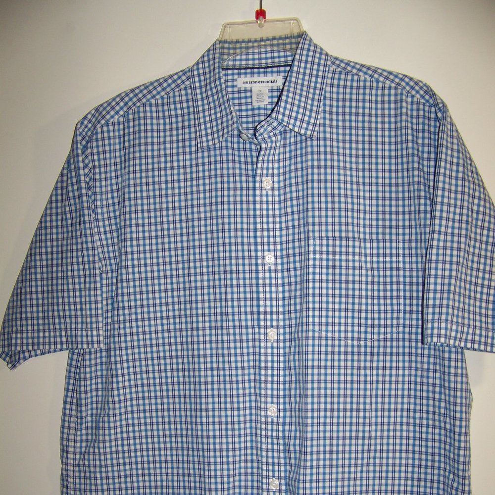 Men's Amazon Essentials Short Sleeve Shirt Size L Blue Plaid